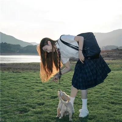吃蛋糕的人